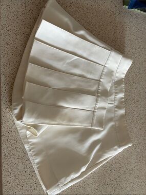 Pleated Women’s Shorts